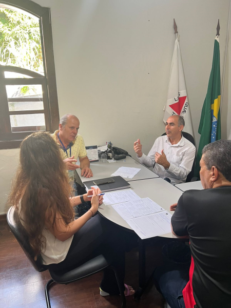 REUNIÃO NO GABINETE DO PRESIDENTE DA CÂMARA COM A REDE CIDADÃ E A SECRETARIA DE ESPORTES DE DIAMANTINA!